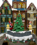 R135005 VILLA CON ARBOL DE NAVIDAD 31X20X27CM